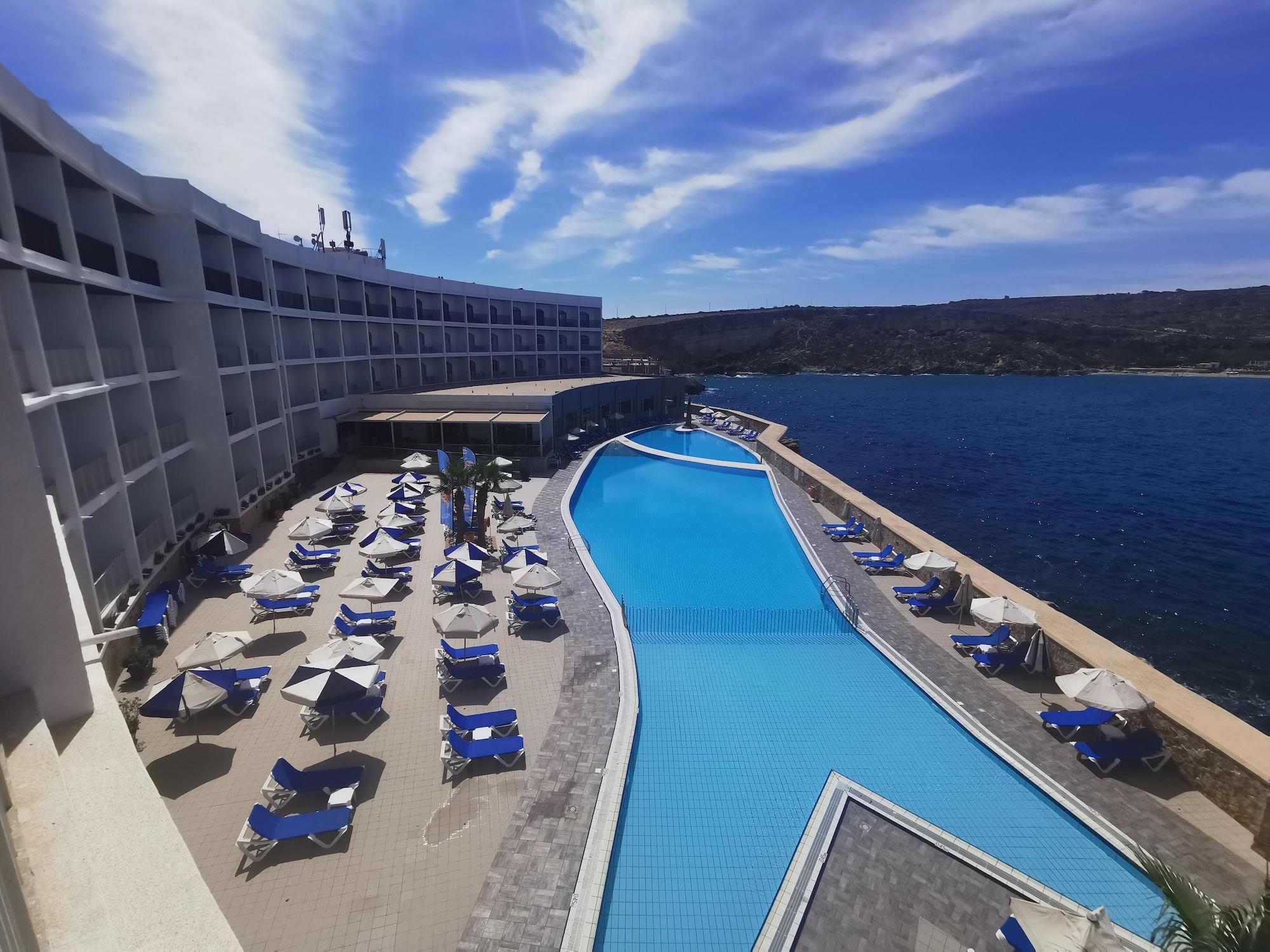 Hotel Paradise Bay 4*